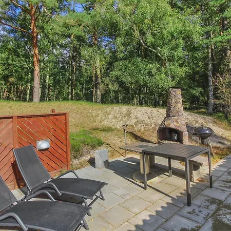 Dom wakacyjny Sylvia - 700m From The Sea In Bornholm By Interhome