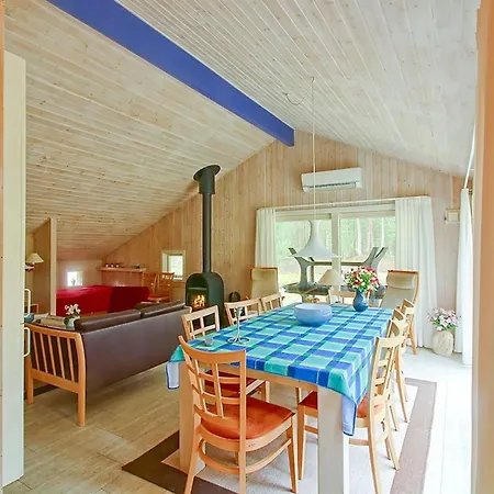 Sylvia - 900m From The Sea By Interhome Neksø