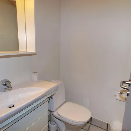 Vakantiehuis Sylvia - 900m From The Sea By Interhome *